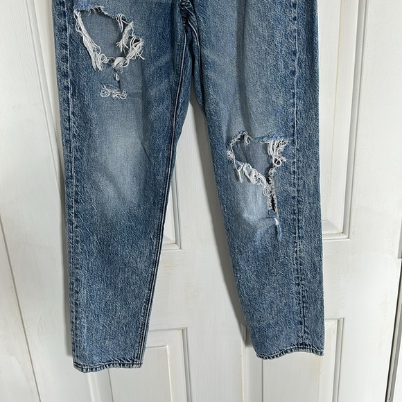 American Eagle Curvy Mom Jean size 00 - Picture 2 of 4